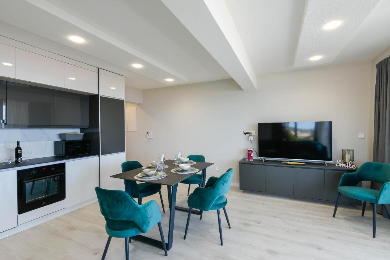 Sunny Day Luxury Holiday Apartments Оребич Экстерьер фото