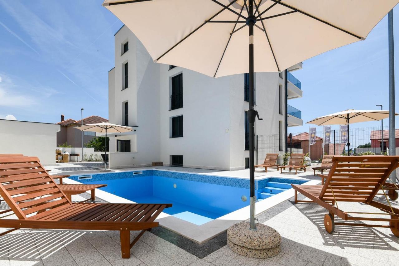 Sunny Day Luxury Holiday Apartments Оребич Экстерьер фото