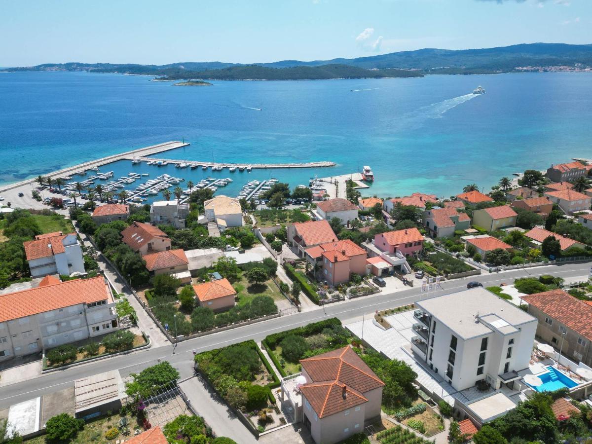 Sunny Day Luxury Holiday Apartments Оребич Экстерьер фото