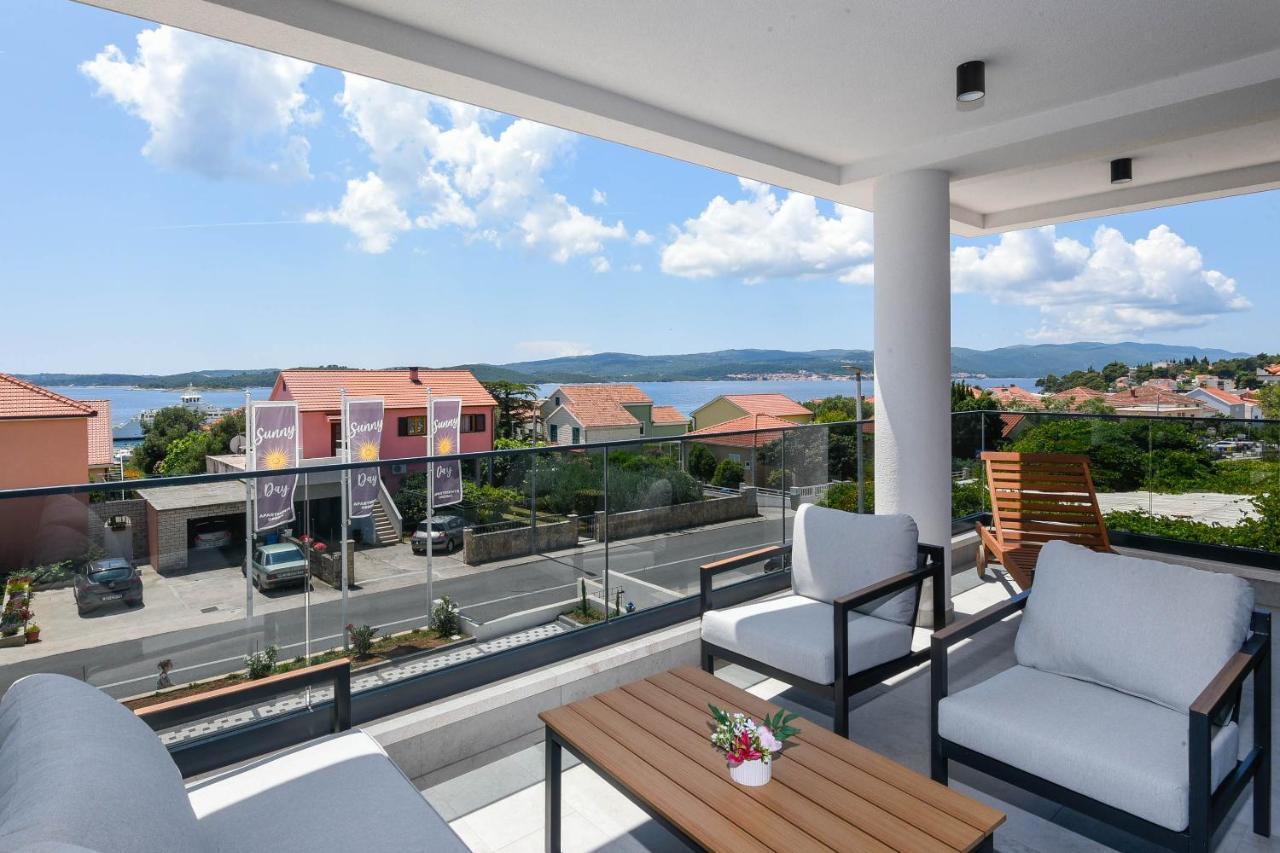 Sunny Day Luxury Holiday Apartments Оребич Экстерьер фото