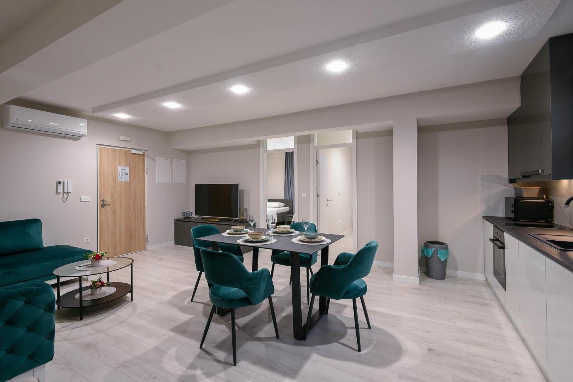 Sunny Day Luxury Holiday Apartments Оребич Экстерьер фото